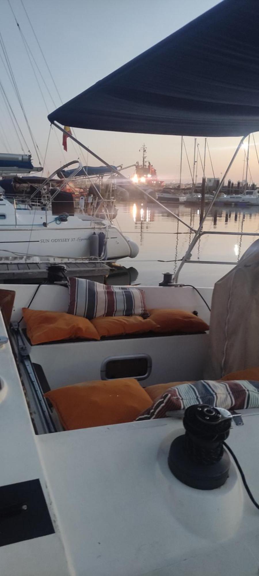 Boat-Apartamento Flotante Cadiz.. La Juanita Arroyo Bagian luar foto